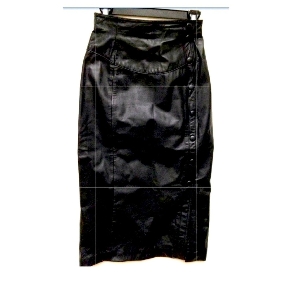 Y2K Vintage Wilson Leather black pencil skirt with snaps, sz 14, 30” waist, sexy
